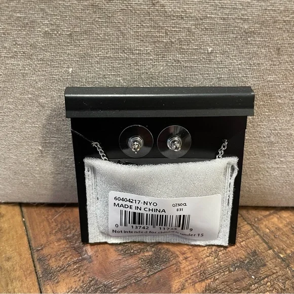 Givenchy | Silver Crystal Snowflake Earrings and Necklace Set NWT - Picture 4 of 6